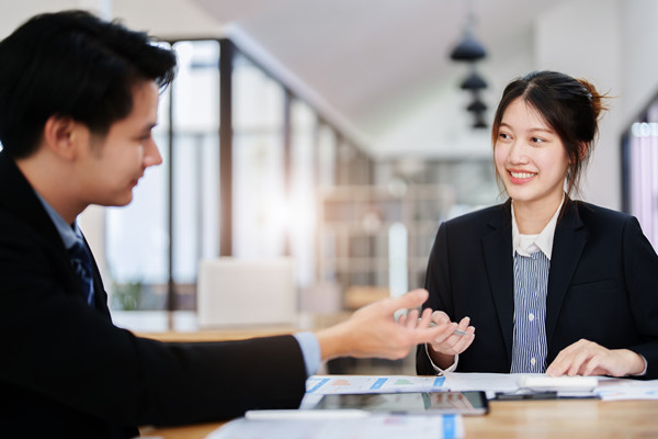 預(yù)算控制咨詢：協(xié)助企業(yè)建立控制體系，確保預(yù)算執(zhí)行