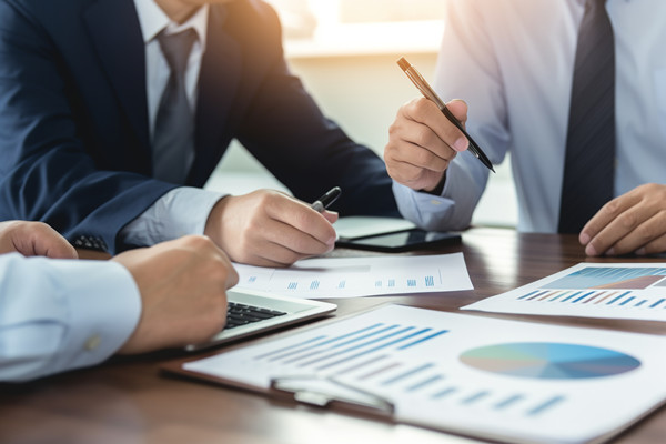 企業(yè)設(shè)立預(yù)算管理小組是不是由個(gè)人組建的？