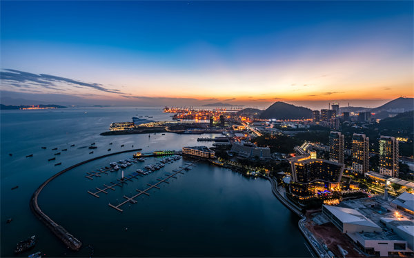 深圳管理咨詢精準(zhǔn)定位企業(yè)痛點(diǎn)，實(shí)現(xiàn)高效轉(zhuǎn)型！