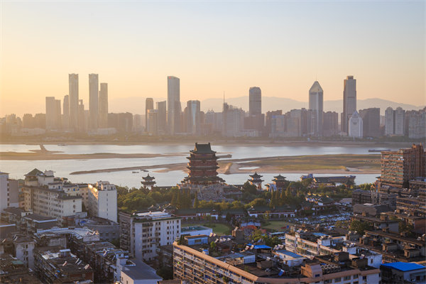 南昌本土管理咨詢公司如何打造差異化服務(wù)，贏得市場認(rèn)可？