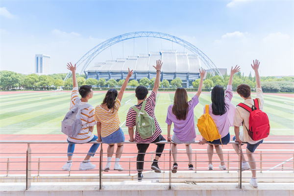 校園招聘嚴(yán)禁限定985和211高校，對制造業(yè)有哪些啟示？