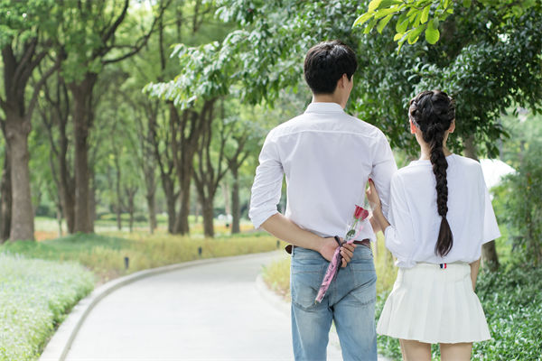 廣東一公司發(fā)錢鼓勵員工談戀愛，品牌營銷怎么看？