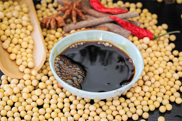 廠商回應(yīng)零添加醬油檢出鎘和砷，相關(guān)企業(yè)有何啟示？