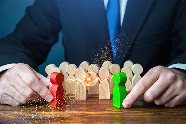新老業(yè)務(wù)沖突不斷，企業(yè)戰(zhàn)略管理如何平衡布局？