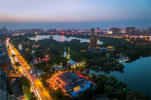 戰(zhàn)略規(guī)劃總落空？濟(jì)南戰(zhàn)略咨詢公司如何讓目標(biāo)落地有跡可循？