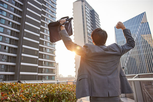 企業(yè)文化分析：為什么越來越多年輕人愛上丑娃娃？