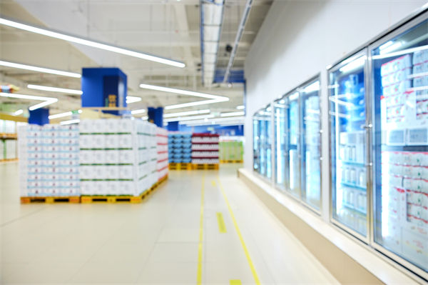 營(yíng)銷(xiāo)管理：知名超市半年關(guān)了227家店，關(guān)聯(lián)企業(yè)營(yíng)銷(xiāo)怎么看？