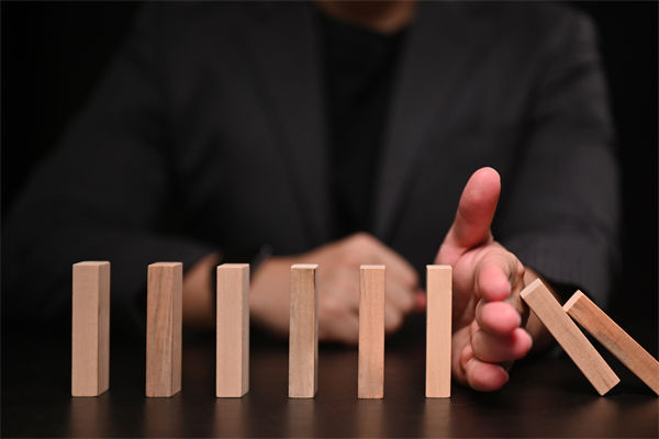 市場(chǎng)競(jìng)爭(zhēng)日趨激烈，戰(zhàn)略規(guī)劃如何協(xié)助構(gòu)建護(hù)城河？
