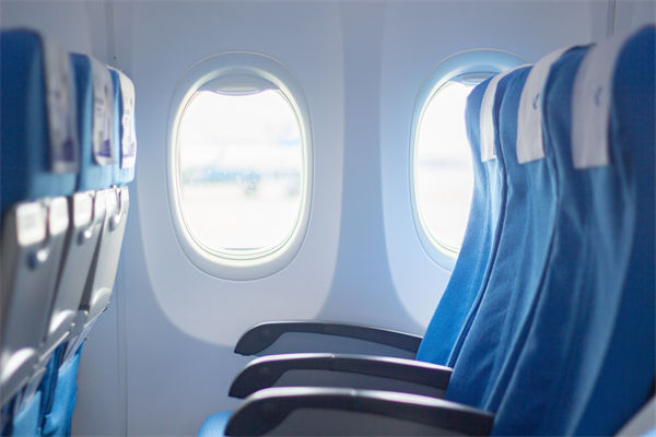 航空公司故意調(diào)低溫度賣毛毯？企業(yè)有何營銷啟示？